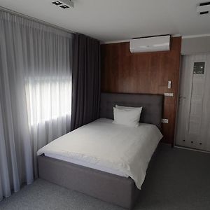 Hotelik B&B Pod Dębami
